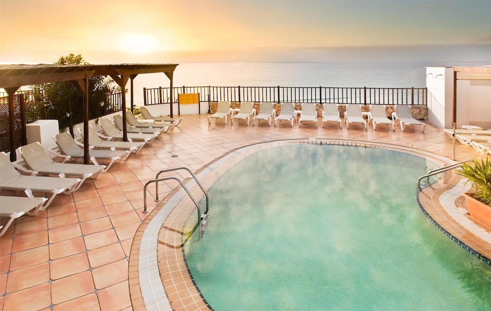 Club Jandía Princess - All Inclusive — Swimming pool in Esquinzo, Canary Islands
