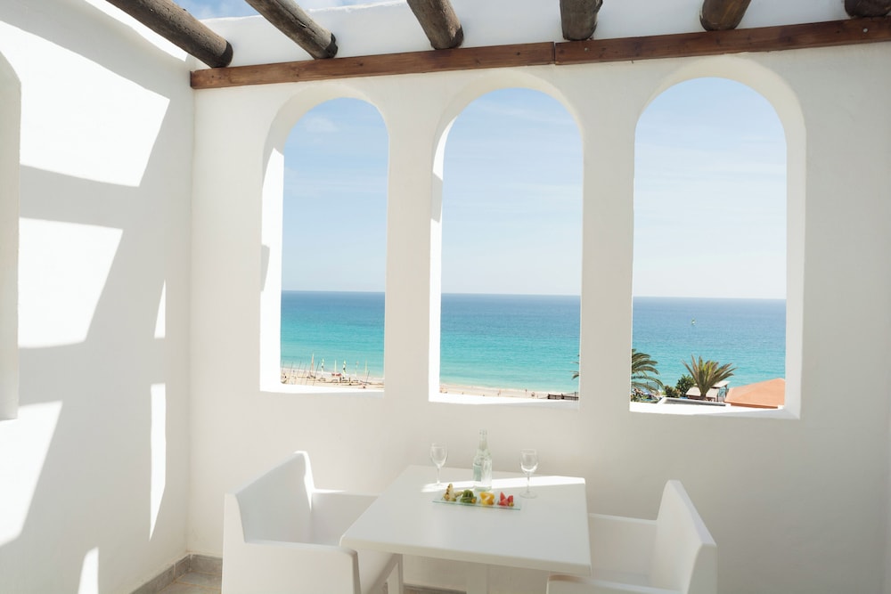 Club Jandía Princess - All Inclusive — Beach in Esquinzo, Canary Islands