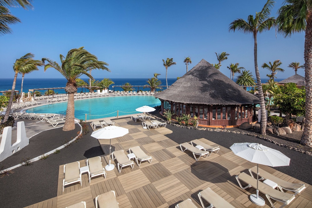 Club Jandía Princess - All Inclusive — Swimming pool in Esquinzo, Canary Islands
