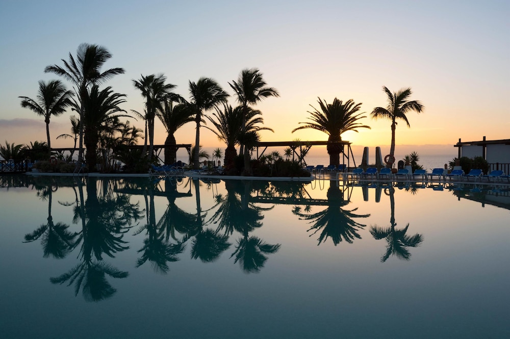 Club Jandía Princess - All Inclusive — Swimming pool in Esquinzo, Canary Islands