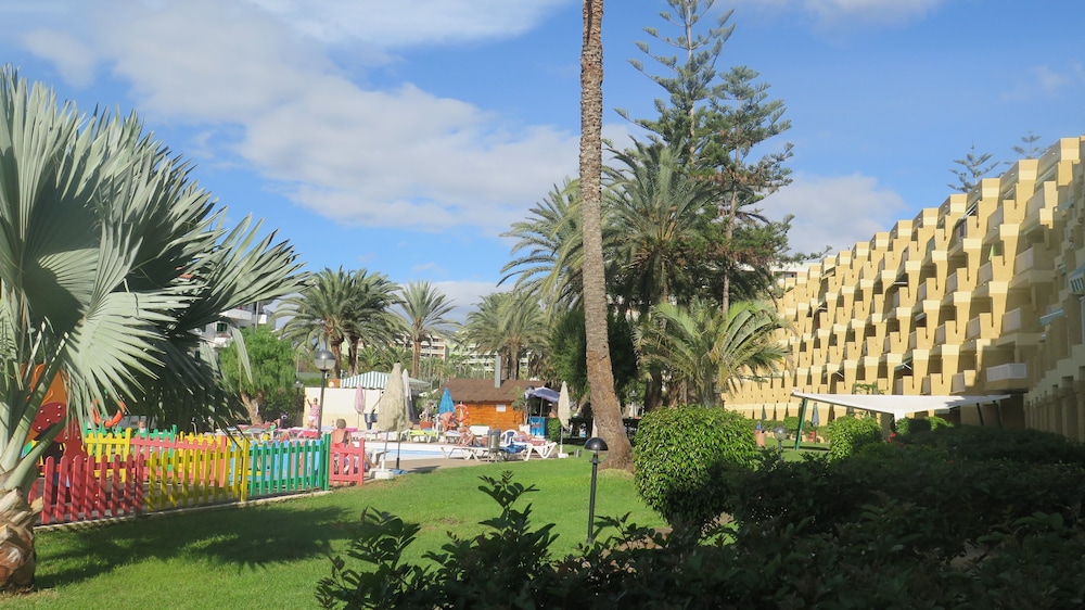 Ura Jardín del Atlántico — Attractions for children in Playa del Ingles, Canary Islands