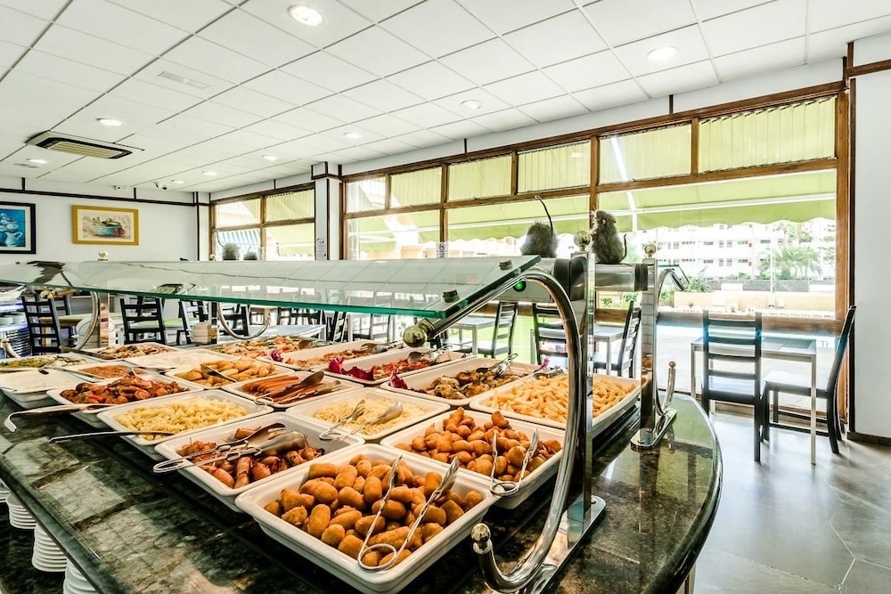 Ura Jardín del Atlántico — Restaurant & bars in Playa del Ingles, Canary Islands
