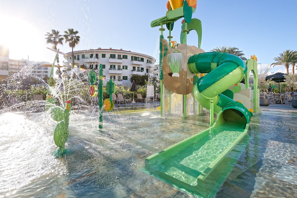 Ura Jardín del Atlántico — Attractions for children in Playa del Ingles, Canary Islands