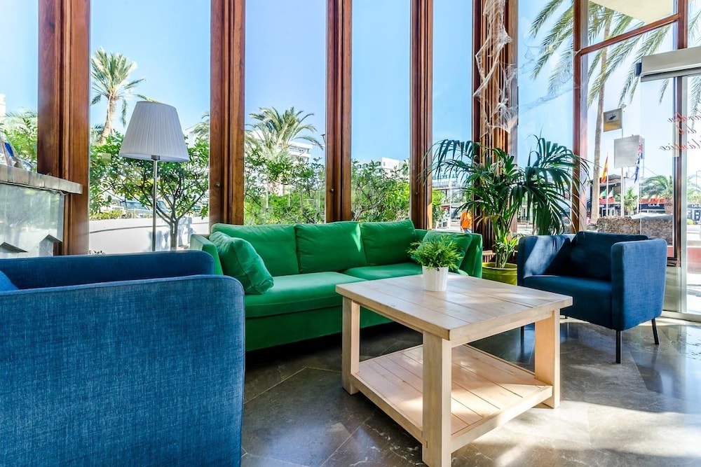 Ura Jardín del Atlántico — Restaurant & bars in Playa del Ingles, Canary Islands