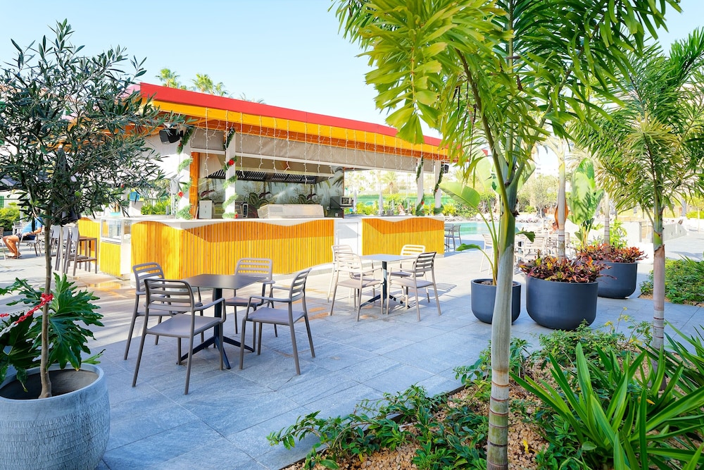 Ura Jardín del Atlántico — Restaurant & bars in Playa del Ingles, Canary Islands