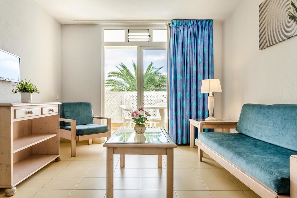 Ura Jardín del Atlántico — Hotel rooms in Playa del Ingles, Canary Islands