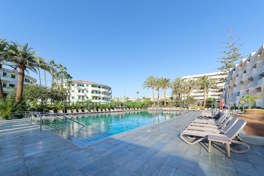 Ura Jardín del Atlántico — Swimming pool in Playa del Ingles, Canary Islands