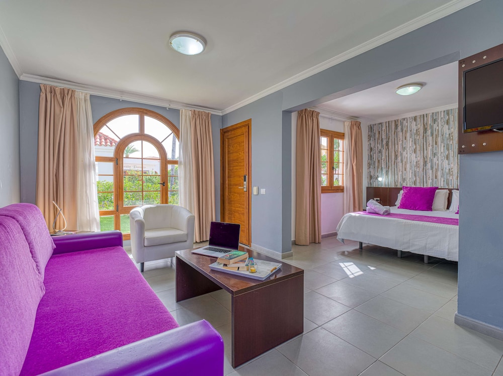 eó Suite Hotel Jardin Dorado — Hotel rooms in Maspalomas, Canary Islands