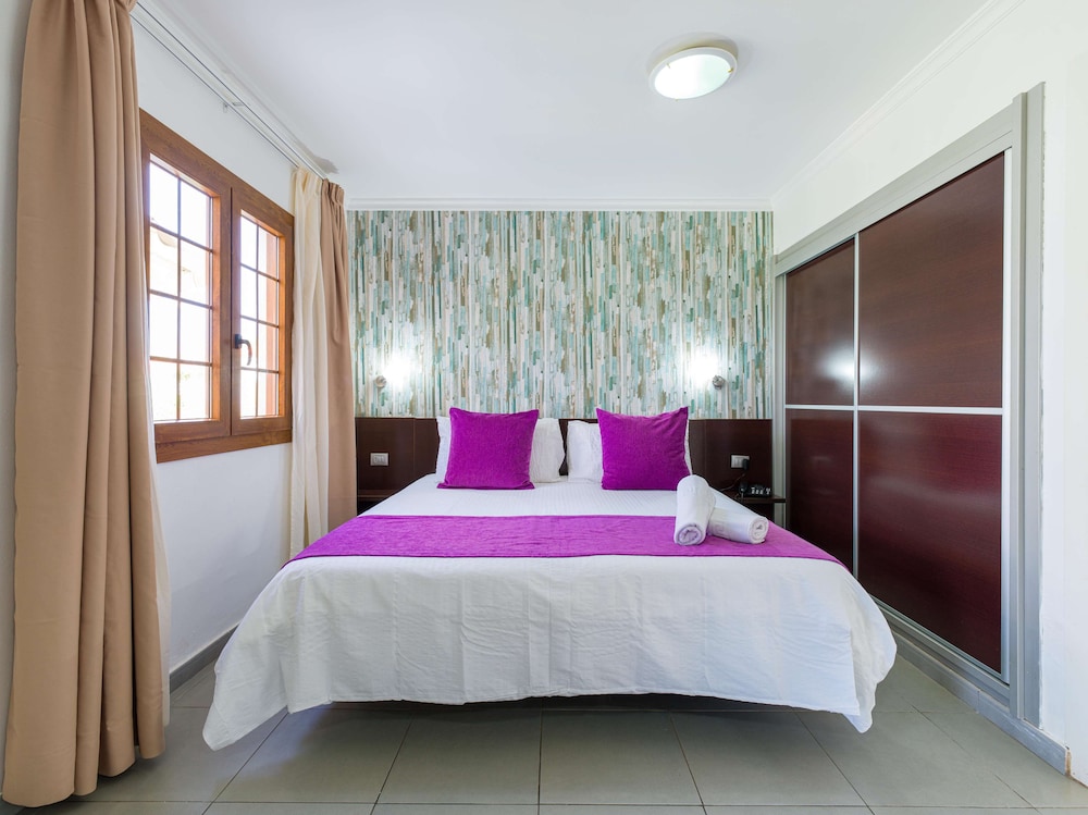 eó Suite Hotel Jardin Dorado — Hotel rooms in Maspalomas, Canary Islands