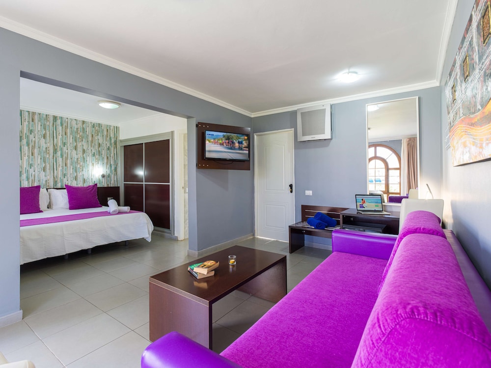 eó Suite Hotel Jardin Dorado — Hotel rooms in Maspalomas, Canary Islands