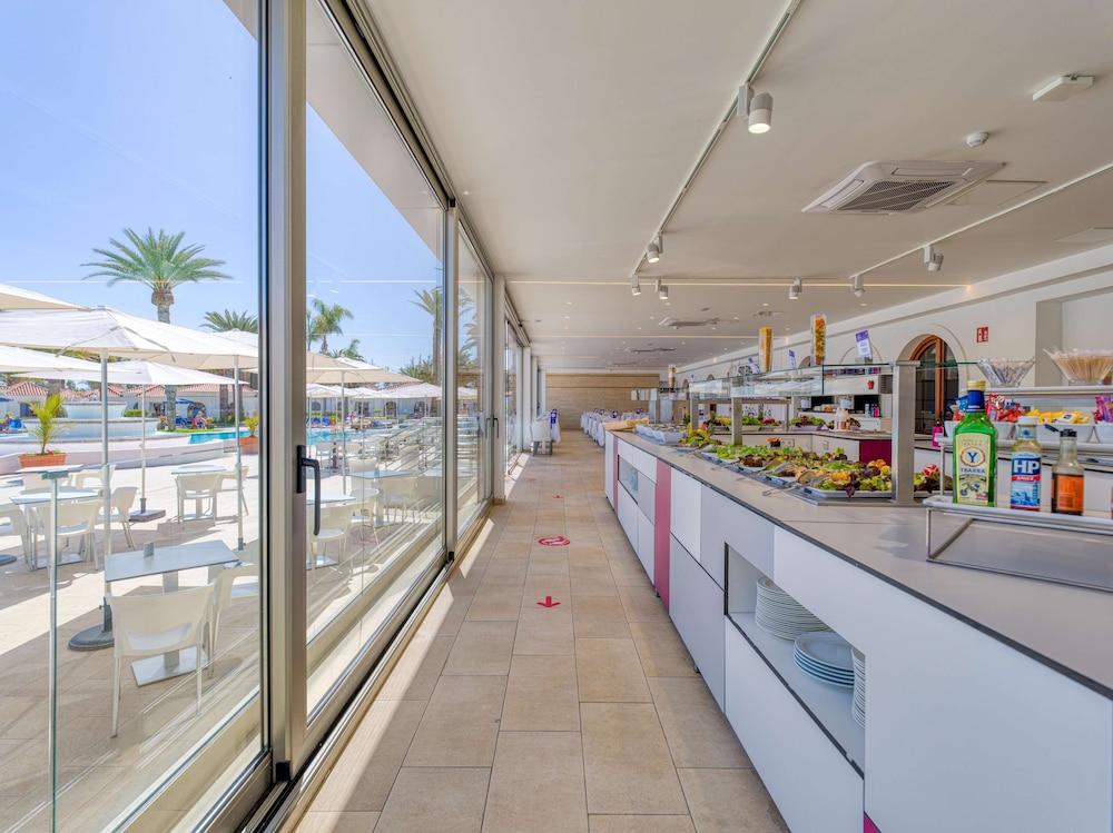 eó Suite Hotel Jardin Dorado — Restaurant & bars in Maspalomas, Canary Islands