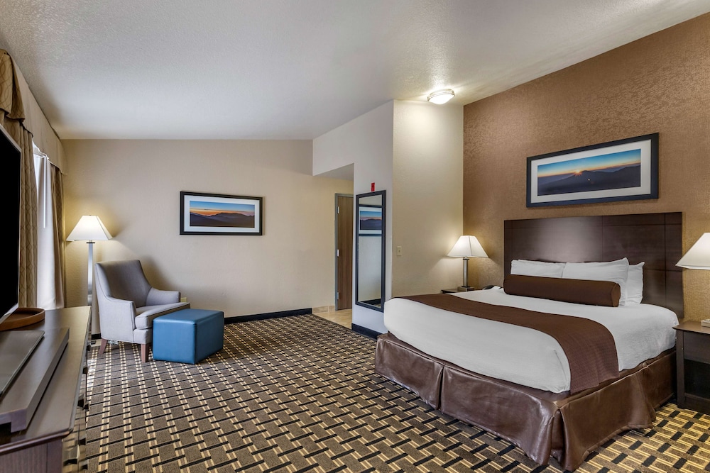 Best Western Plus Las Vegas West — Hotel rooms in Las Vegas, Nevada