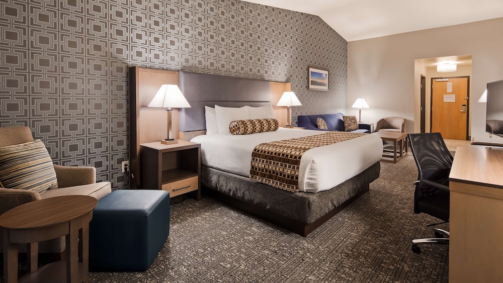 Best Western Plus Las Vegas West — Hotel rooms in Las Vegas, Nevada