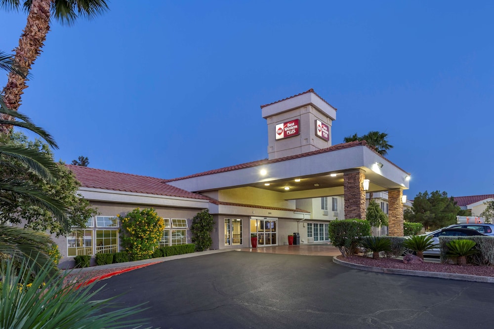 Best Western Plus Las Vegas West — Hotel building in Las Vegas, Nevada