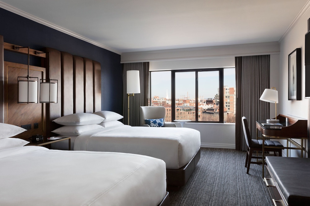 Boston Marriott Long Wharf — Hotel rooms in Boston, Massachusetts