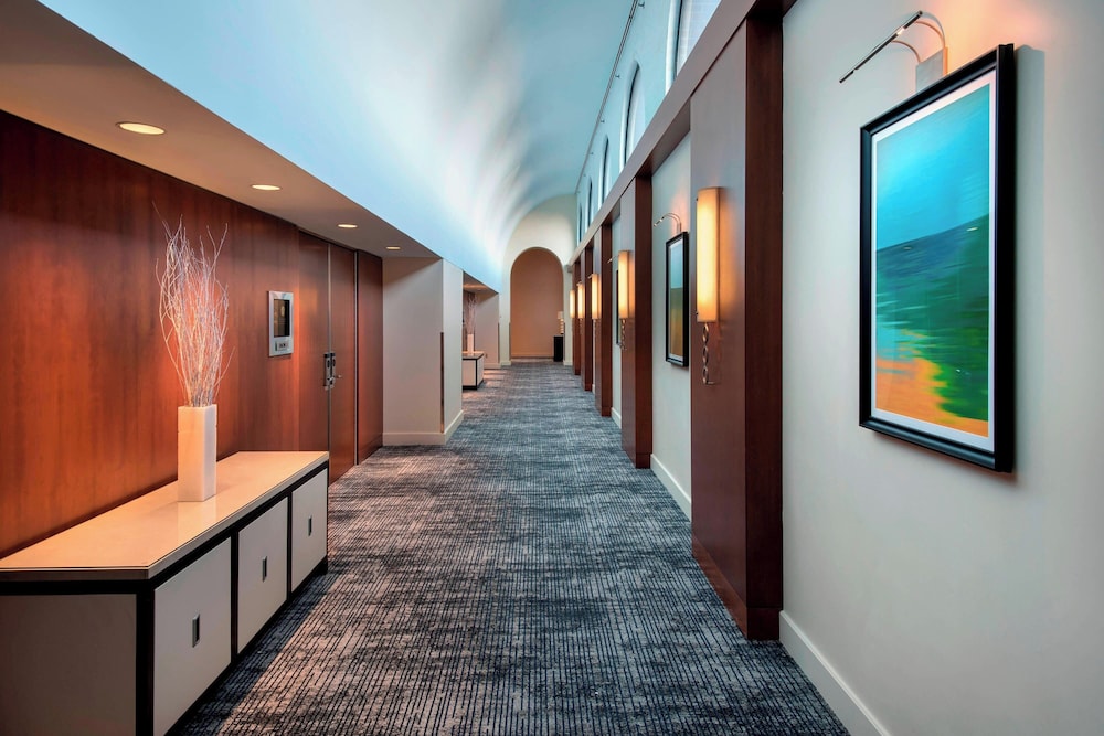 Boston Marriott Long Wharf — Hotel building in Boston, Massachusetts