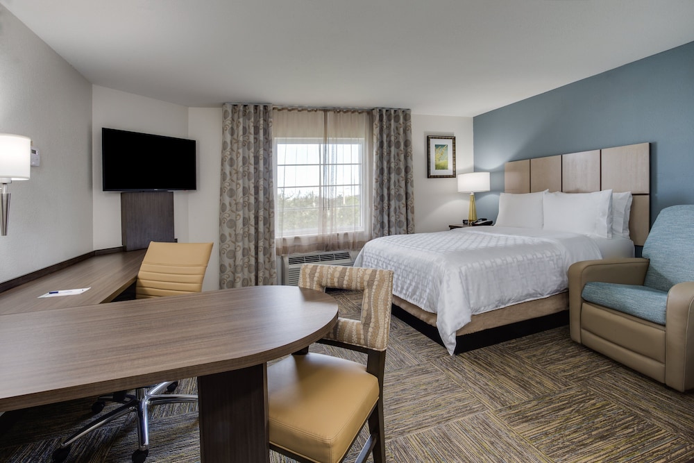 Candlewood Suites Ft. Lauderdale Airport/Cruise by IHG — Hotel rooms in Fort Lauderdale, Florida