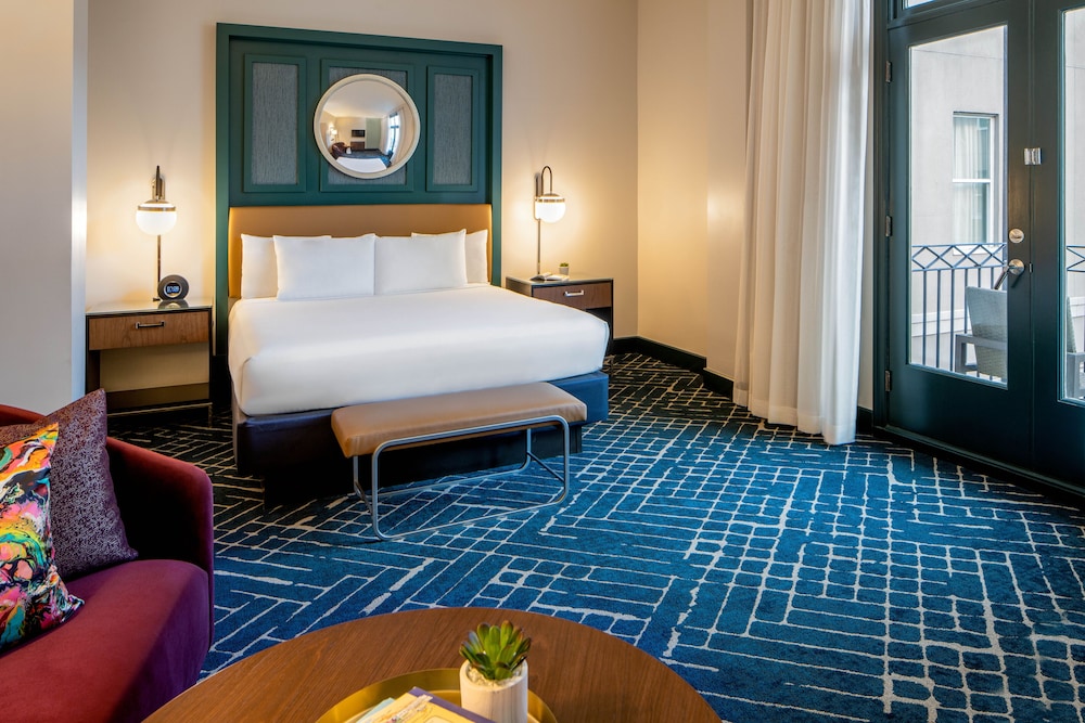 Hyatt Centric French Quarter New Orleans — Hotel rooms in New Orleans, Louisiana