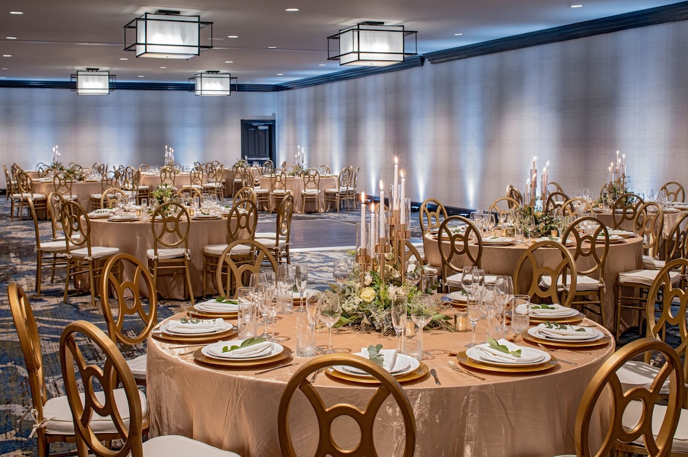 Hyatt Centric French Quarter New Orleans — Restaurant & bars in New Orleans, Louisiana