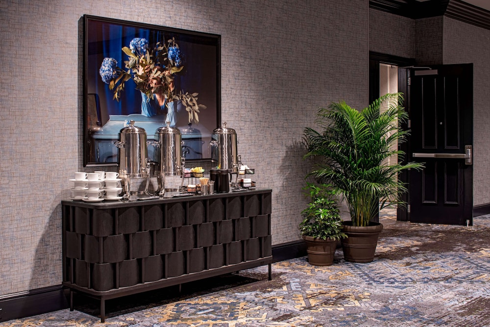 Hyatt Centric French Quarter New Orleans — Restaurant & bars in New Orleans, Louisiana