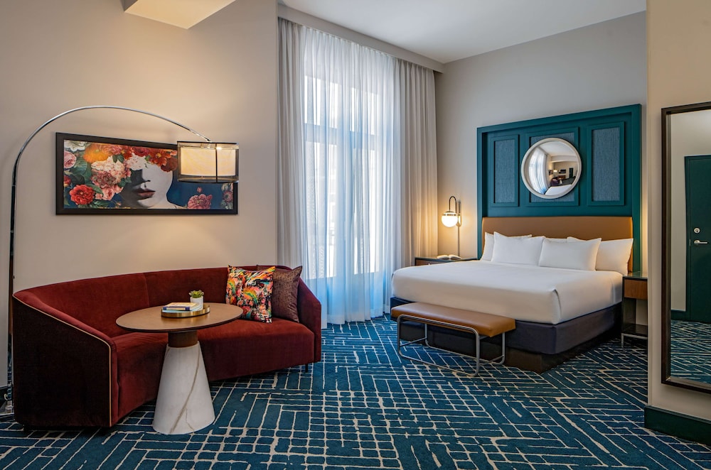 Hyatt Centric French Quarter New Orleans — Hotel rooms in New Orleans, Louisiana