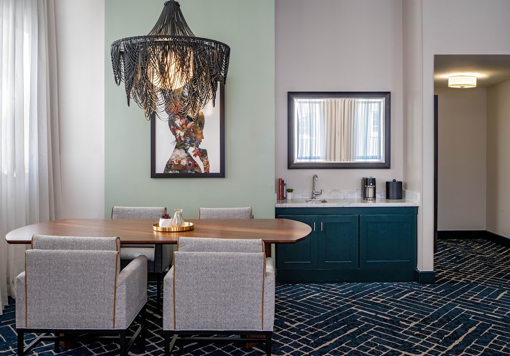 Hyatt Centric French Quarter New Orleans — Restaurant & bars in New Orleans, Louisiana