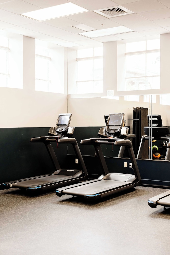 Hyatt Centric French Quarter New Orleans — Sports & recreation in New Orleans, Louisiana