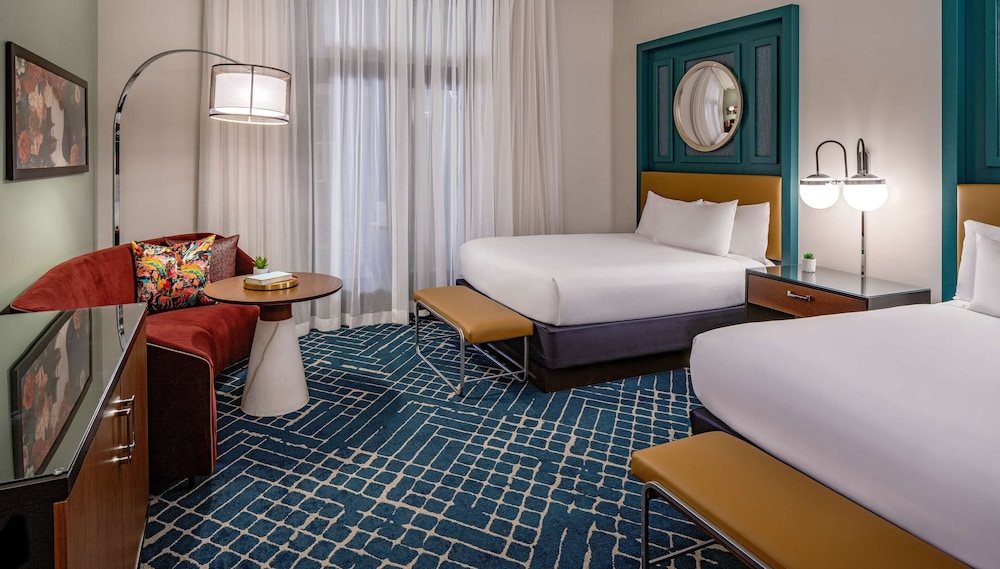 Hyatt Centric French Quarter New Orleans — Hotel rooms in New Orleans, Louisiana