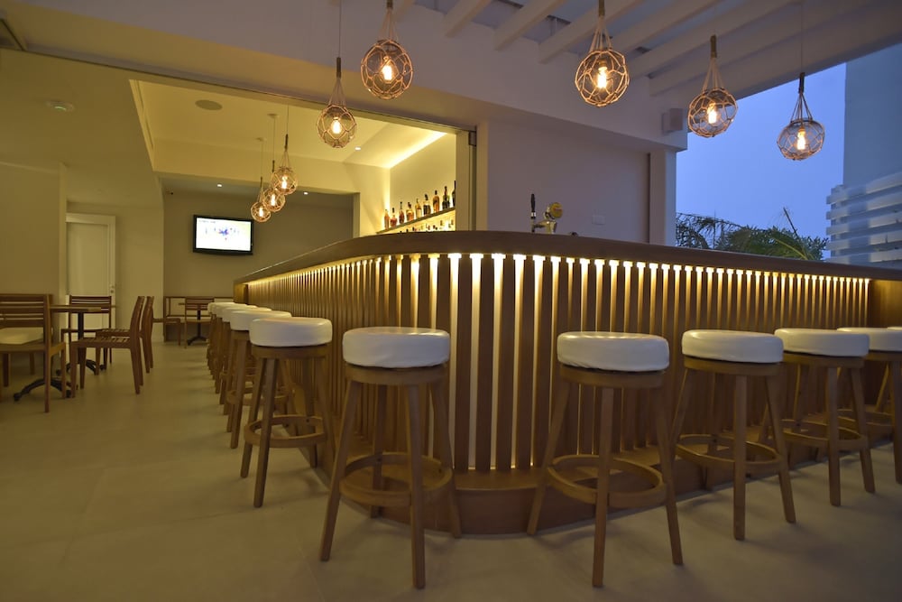 Sunrise Gardens Aparthotel — Restaurant & bars in Protaras, Famagusta Region