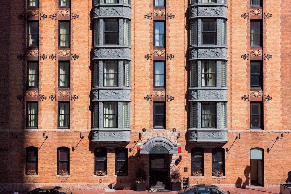 Courtyard by Marriott Boston Copley Square — Hotel building in Boston, Massachusetts