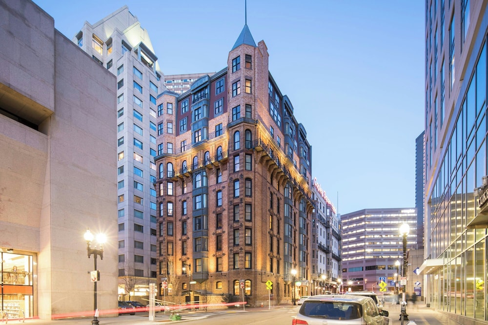Courtyard by Marriott Boston Copley Square — Hotel building in Boston, Massachusetts