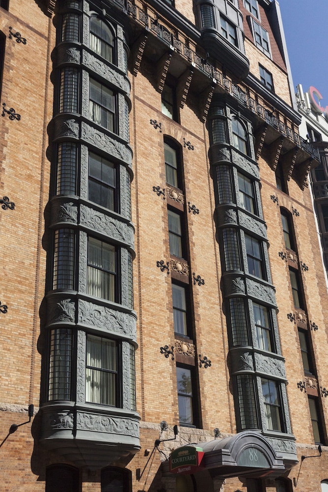 Courtyard by Marriott Boston Copley Square — Hotel building in Boston, Massachusetts