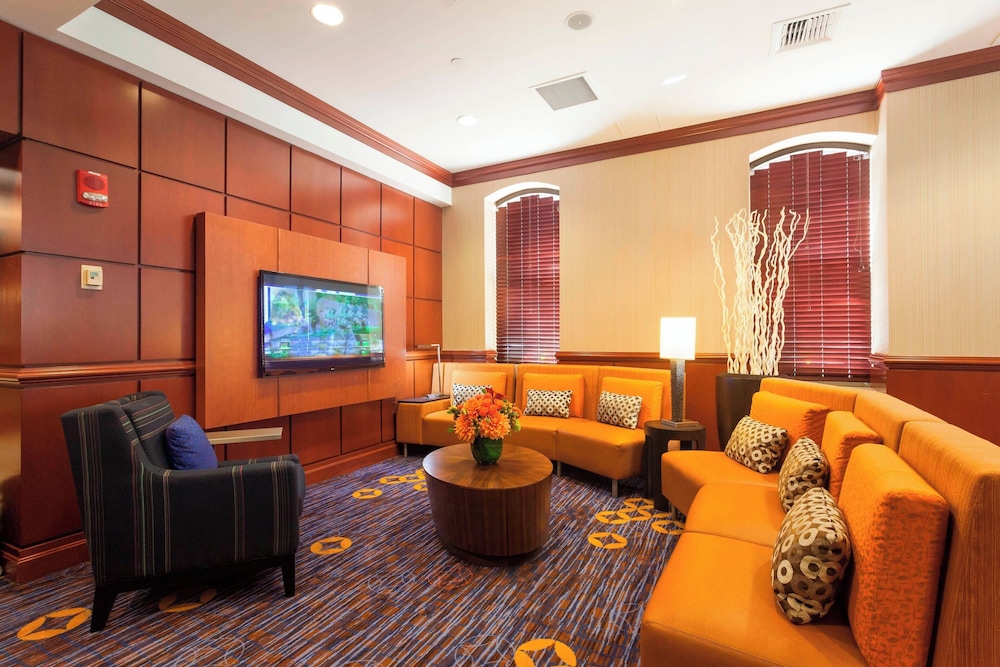 Courtyard by Marriott Boston Copley Square — Hotel rooms in Boston, Massachusetts