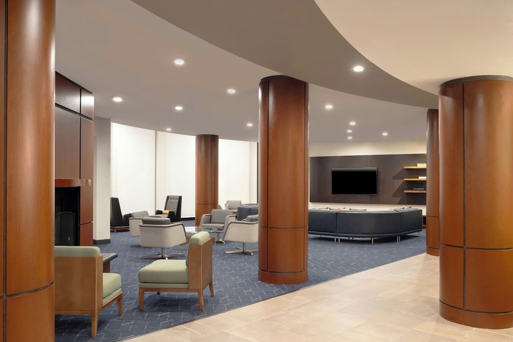 Courtyard by Marriott Boston-South Boston — Hotel building in Boston, Massachusetts
