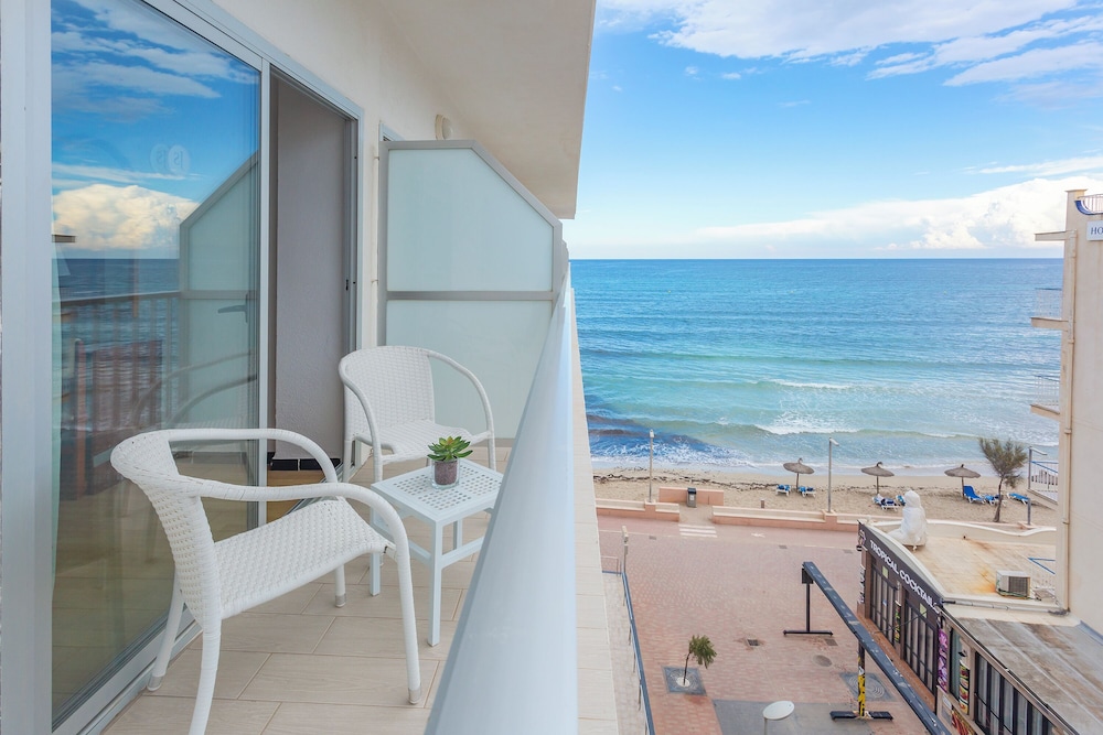 Hotel JS Can Picafort — Hotel rooms in Can Picafort, Balearic Islands