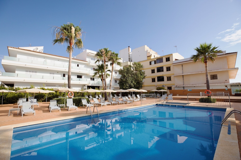 Hotel JS Can Picafort — Swimming pool in Can Picafort, Balearic Islands