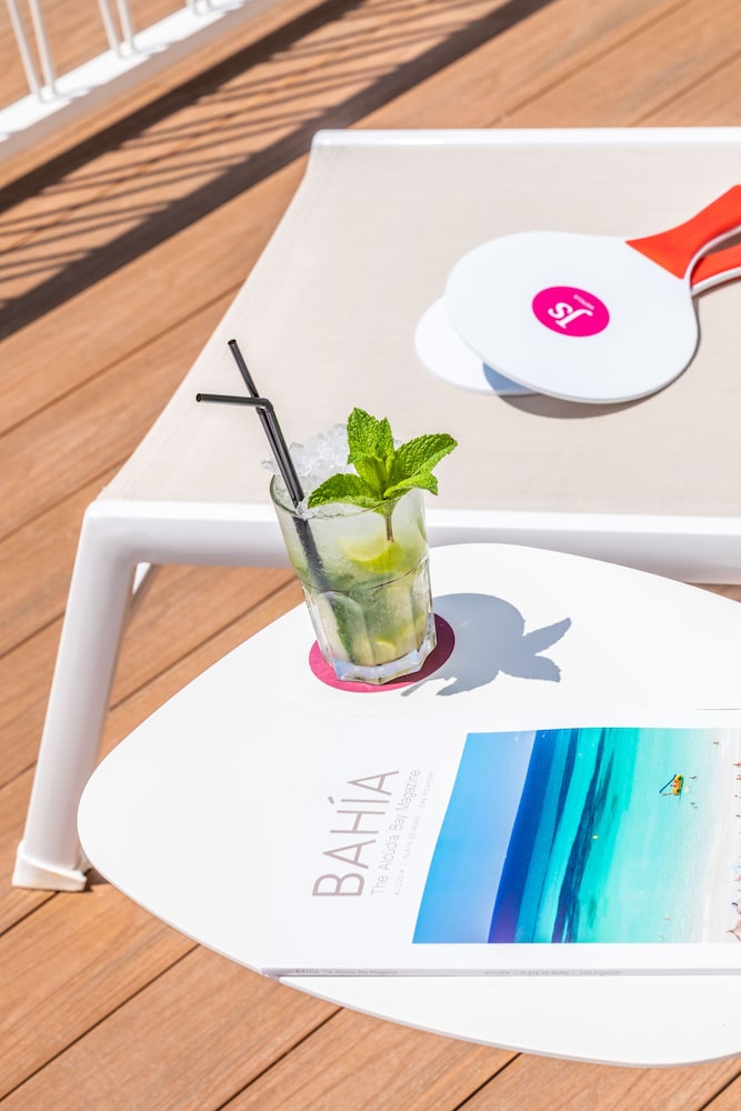 Hotel JS Yate — Beach in Can Picafort, Balearic Islands