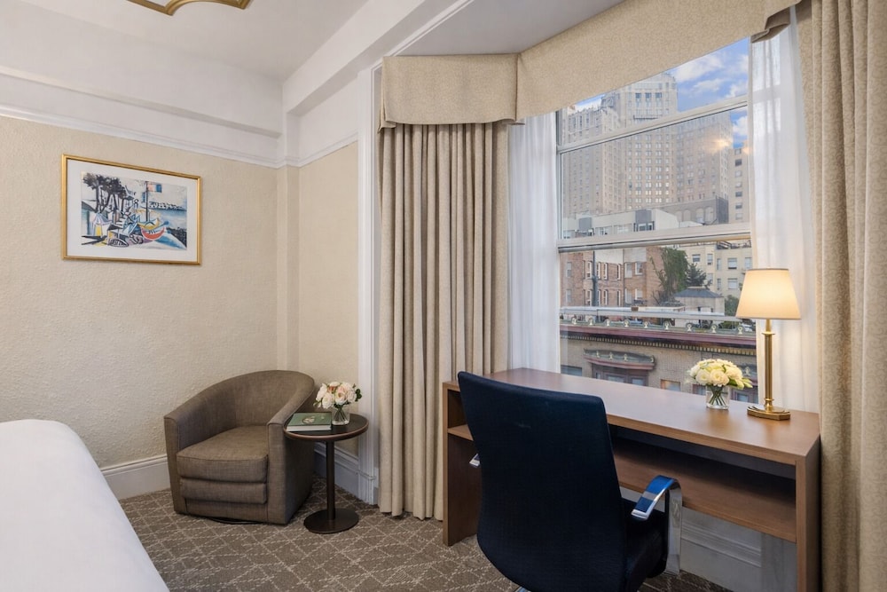 Cornell Hotel - zdjęcie 2