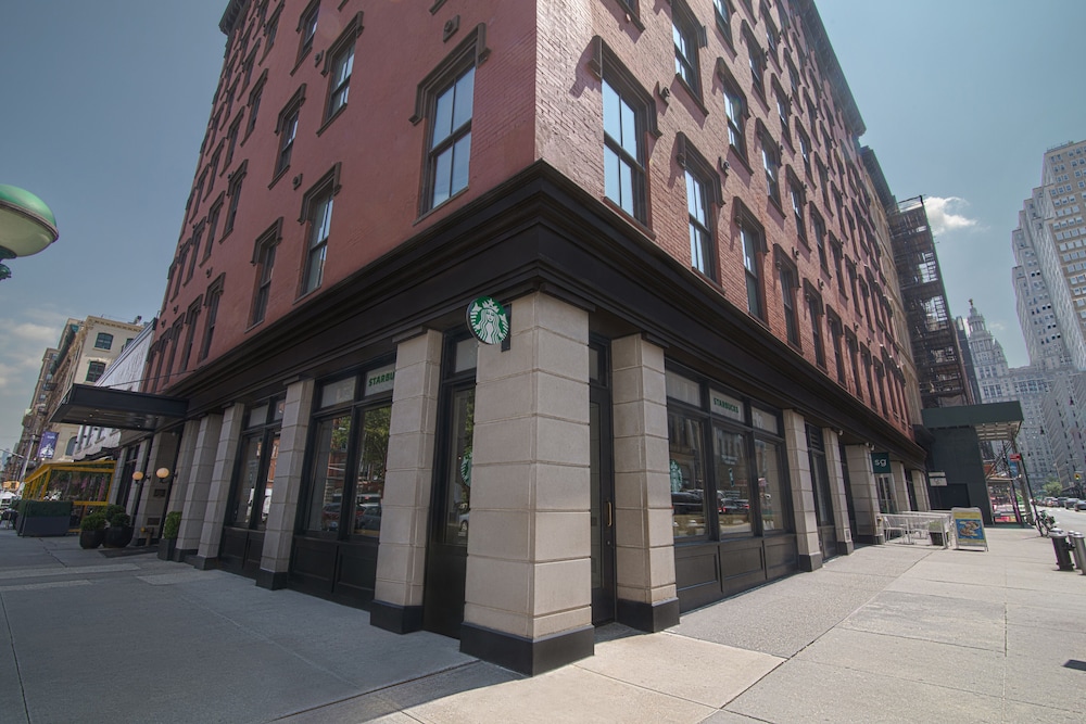 The Frederick Hotel Tribeca, a Small Luxury Hotel — Hotel building in New York City, New York State