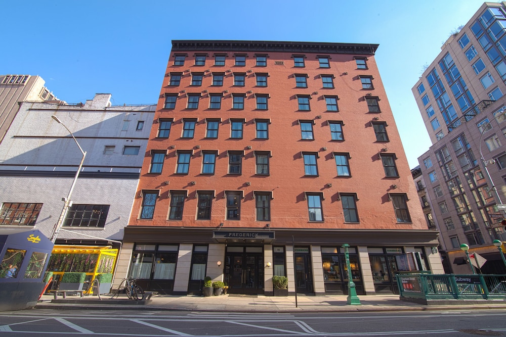 The Frederick Hotel Tribeca, a Small Luxury Hotel — Hotel building in New York City, New York State