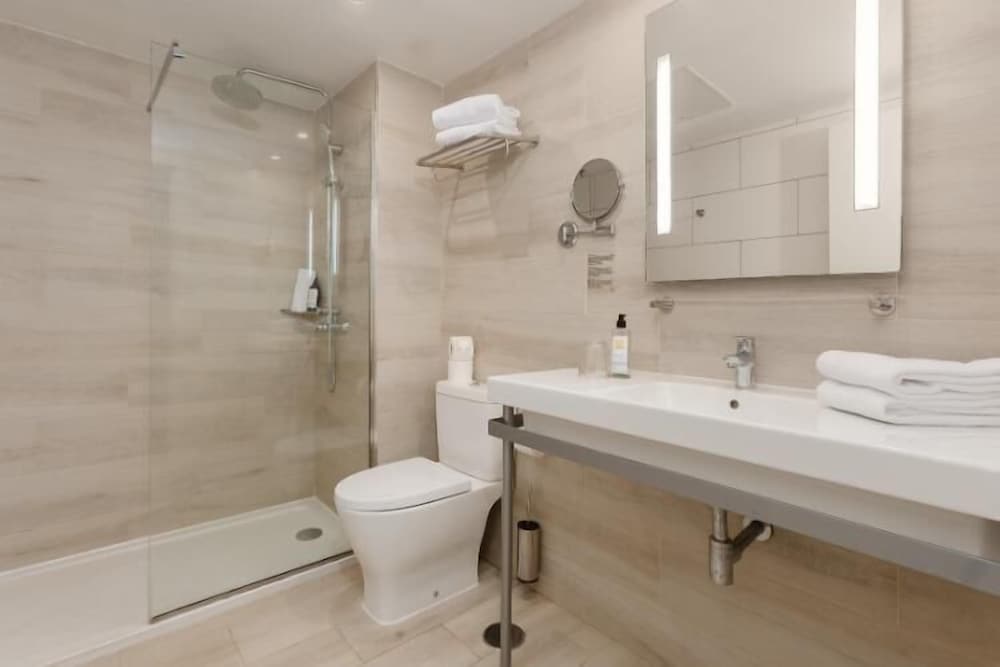 R2 Bahía Kontiki Beach Apartments — Hotel rooms in Puerto del Carmen, Canary Islands