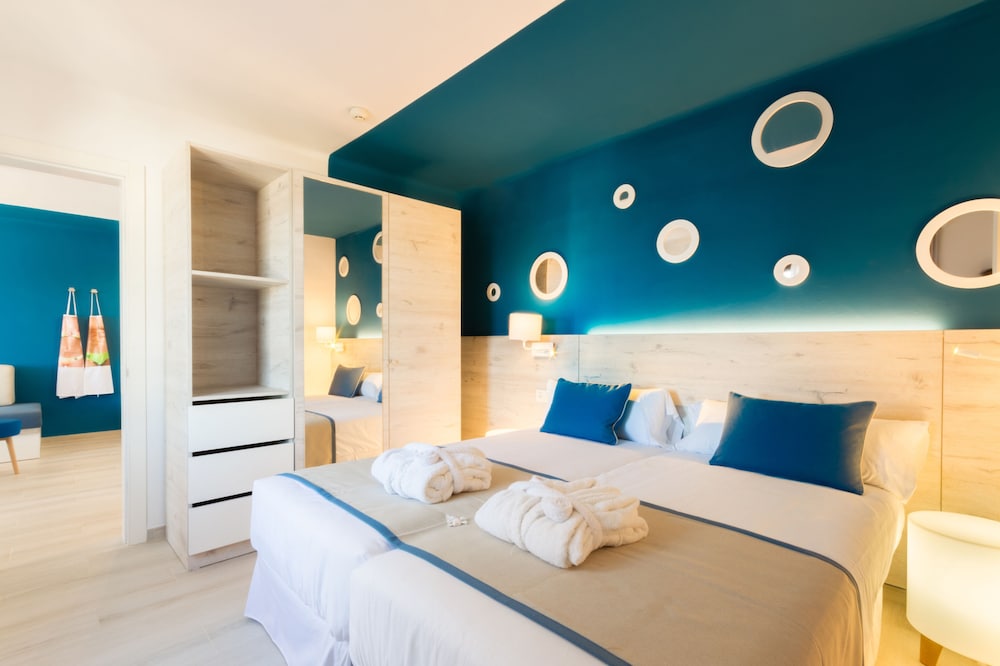 R2 Bahía Kontiki Beach Apartments — Hotel rooms in Puerto del Carmen, Canary Islands