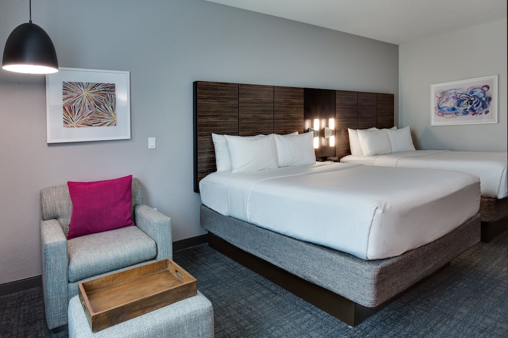 Crowne Plaza Hotel Fort Lauderdale Airport/Cruiseport by IHG — Hotel rooms in Fort Lauderdale, Florida