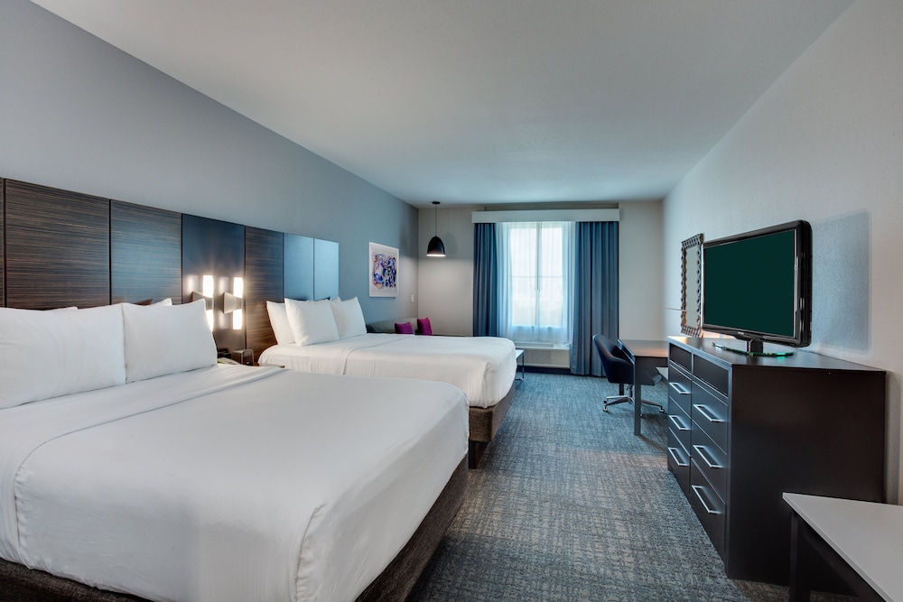 Crowne Plaza Hotel Fort Lauderdale Airport/Cruiseport by IHG — Hotel rooms in Fort Lauderdale, Florida