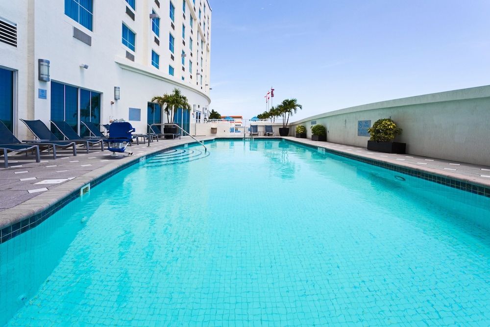 Crowne Plaza Hotel Fort Lauderdale Airport/Cruiseport by IHG image