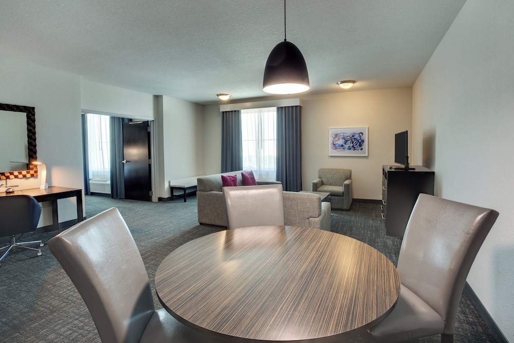 Crowne Plaza Hotel Fort Lauderdale Airport/Cruiseport by IHG — Hotel rooms in Fort Lauderdale, Florida