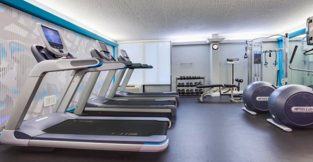 Doubletree by Hilton Fort Myers at Bell Tower Shops — Sports & recreation in Fort Myers, Florida