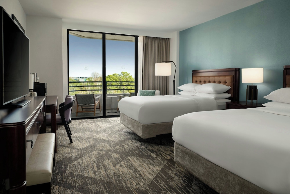 Sheraton Tampa Brandon Hotel — Hotel rooms in Tampa, Florida