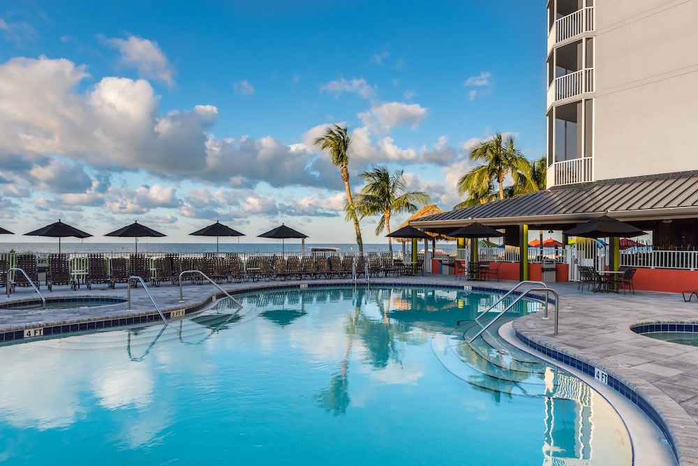 DiamondHead Beach Resort — Main photo in Fort Myers Beach, Florida