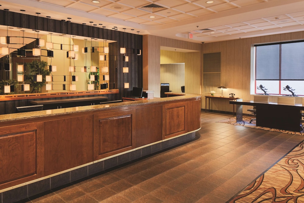 DoubleTree by Hilton Boston - Downtown — Hotel building in Boston, Massachusetts
